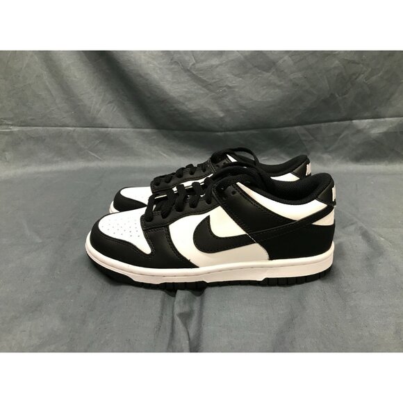 Nike Boys Dunk Low (GS) Sneakers Leather Panda Edition Size 4Y NEW IN BOX! - Picture 5 of 11